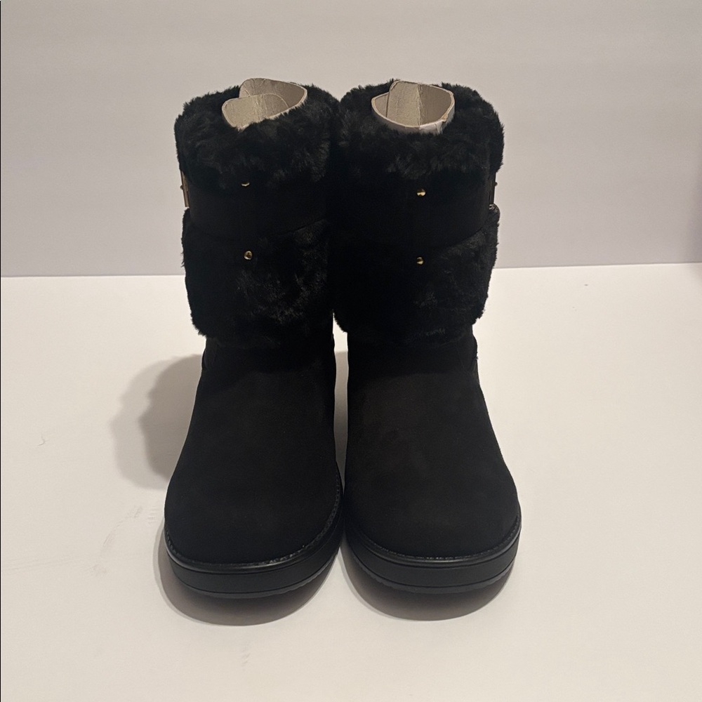 GBG Los Angeles Black Ankle Boots with Fur Trim